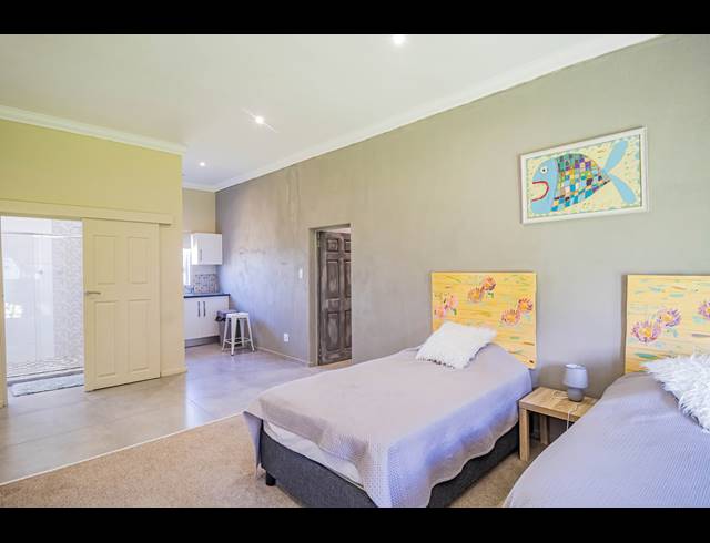 4 BEDROOM HOUSE FOR SALE IN LONG ACRES COUNTRY ESTATE